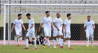 Altay darmadağın oldu