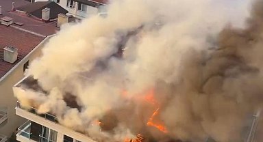 Ankara'da çatı katında çıkan yangın söndürüldü
