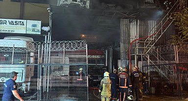 Ankara'da oto tamirhanesinde yangın; iş yerindeki araçlar zarar gördü