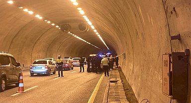 Ankara'da otomobilin içerisinde silahlı kavga: 1 ölü, 1 yaralı