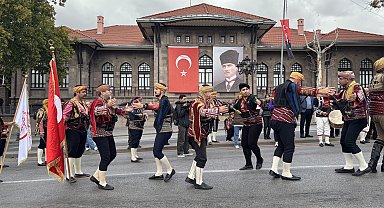 Ankara'nın başkent oluşunun 102'nci yıl dönümü kutlandı
