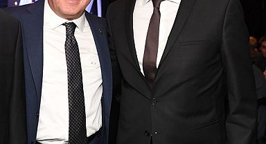 Antalya Büyükşehir Belediyesi'ne 'rüşvet' operasyonunda 3 tutuklama