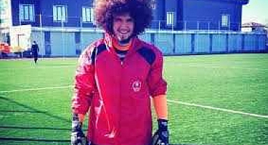 Antrenmanda kalp krizi geçiren kaleci hayatını kaybetti