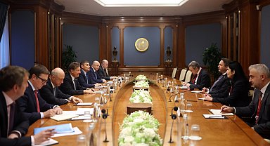 Bakan Bayraktar, Gazprom Başkanı Miller ile bir araya geldi
