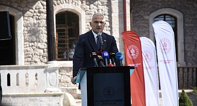 Bakan Ersoy: Halk kütüphanelerimizi çok işlevli merkezler haline getiriyoruz