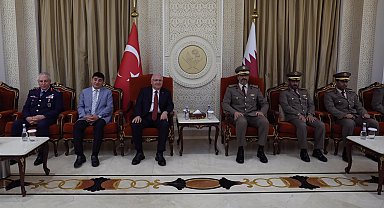 Bakan Güler, resmi temaslarda bulunmak üzere Katar'a gitti