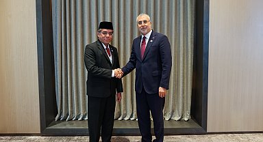 Bakan Işıkhan, Endonezya İşgücü Bakanı Yassierli ile bir araya geldi