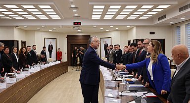 Bakan Işıkhan: Sendikal faaliyetlerin dijital platformlara taşınması stratejik bir zorunluluk