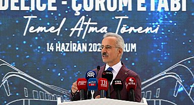 Bakan Uraloğlu: Çorum-Delice etabı hızlı tren kazılarında yüzde 30 ilerleme kaydettik