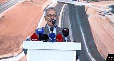 Bakan Uraloğlu: Yaptığımız her yol, Kaman'ın cevizini dünyaya taşıyan bir bağdır