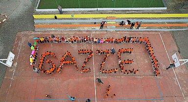Balıkesir'de öğrencilerden 'Gazze' mesajı