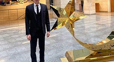 Balkon kapısından içeri girerken eşiğe takılıp başını yere çarpan avukat öldü