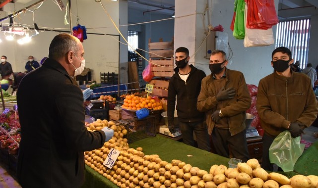 Başkan Sertaslan’dan pazarcılara önemli uyarı: “Kurallara uymayanın, tezgâhını kapatırız”