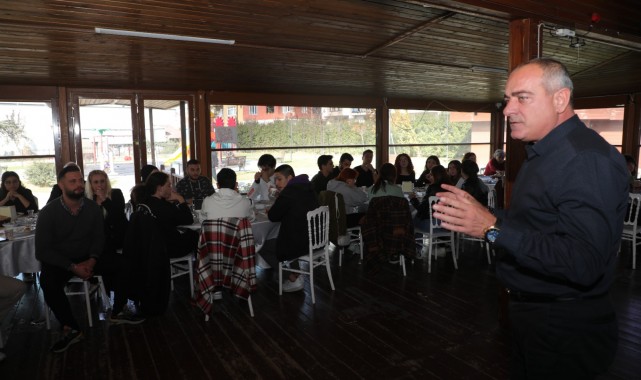 Başkan Sertaslan Üniversite Öğrencileriyle Bir Araya Geldi