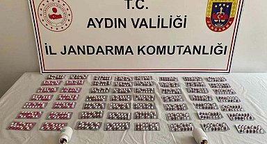 Bavulunda 898 sentetik hap ele geçirilen şüpheliye gözaltı