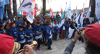 Bodrum'da 13'üncü BIOR yarışları renkli kortej ile başladı