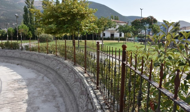 Bölge Parkı havuzu güzelleşiyor