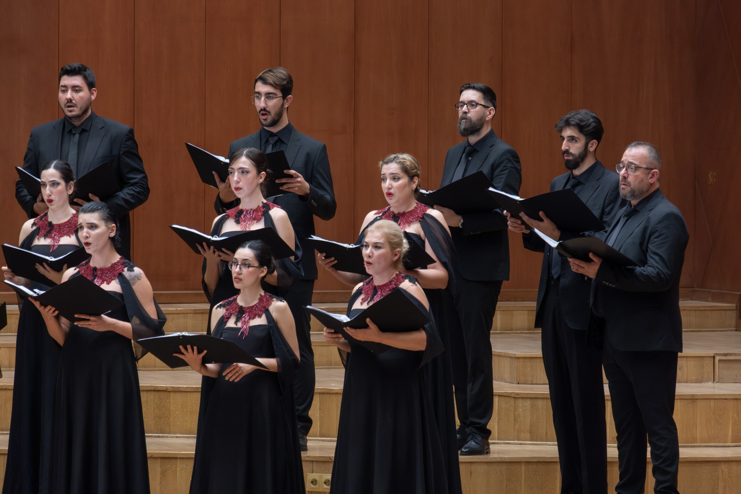 Bursa Çoksesli Korosu, Ankara’da sahne aldı