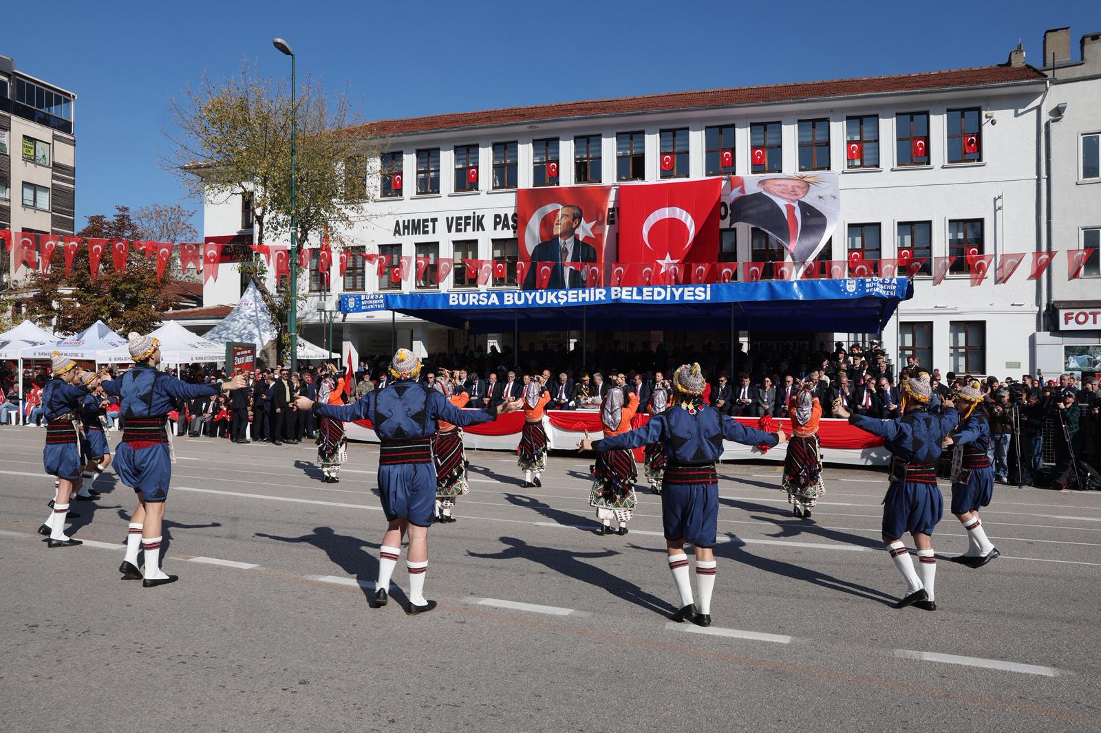 Bursa’da Cumhuriyet Bayramı coşkusu