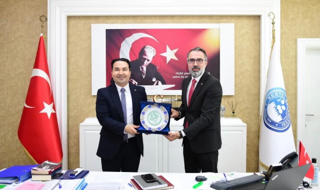 Bursa Yüksek İhtisas Hastanesi Başhekimi Doç. Dr....