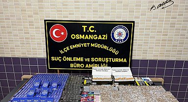 Bursa'da kaçak tütün operasyonu; 22 bin 300 dolu makaron ele geçirildi