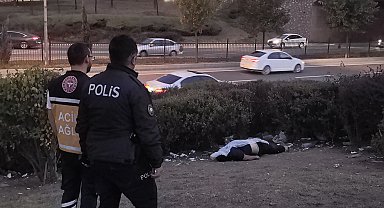 Bursa'da kavşakta erkek cesedi bulundu