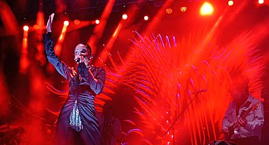 Bursa'da Zeynep Bastık rüzgarı