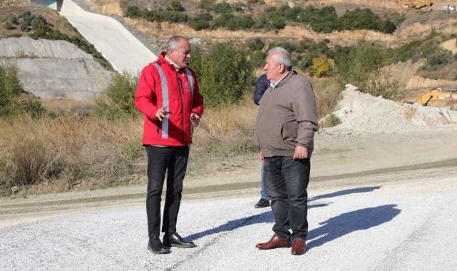 Büyükkumla’da 1500 metrelik yeni yol tamam