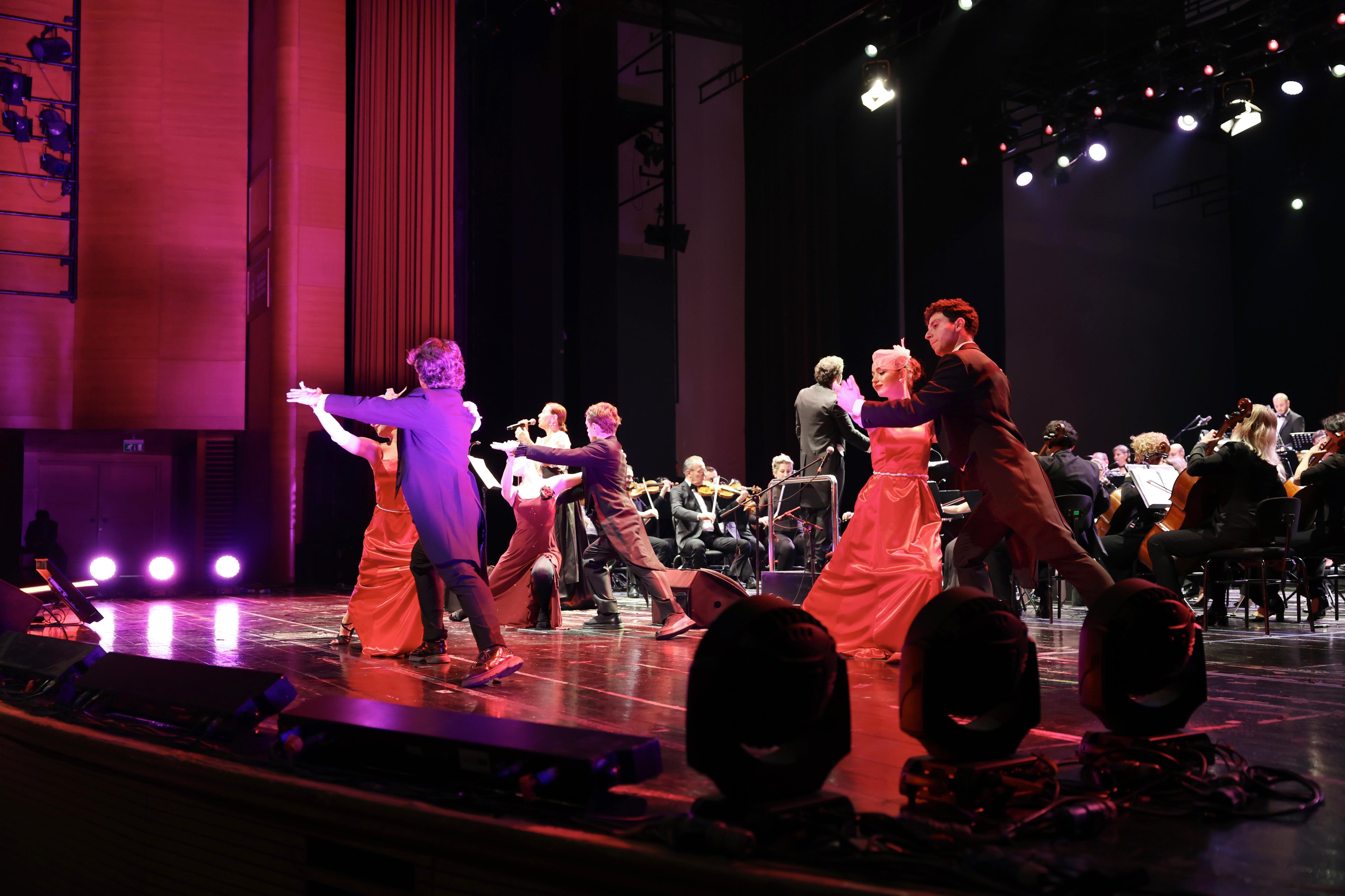 Büyükşehir’den ‘Cumhuriyet Kadınları’ konseri