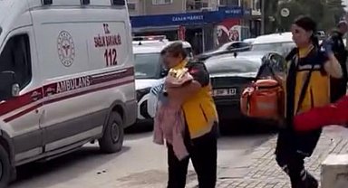 Cami avlusuna terk edilen bebek, tedaviye alındı