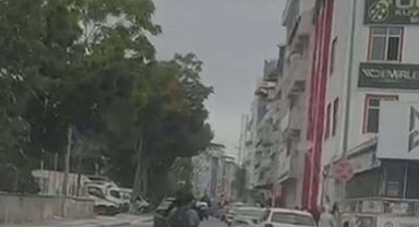 Çanakkale'de trafiği tehlikeye atan motosikletli yakalandı