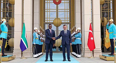 Cevdet Yılmaz: Güney Afrika ile 5 milyar dolar hedefimize kısa vadede ulaşmak istiyoruz