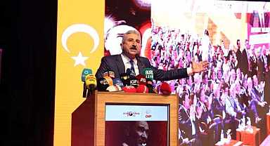 CHP Bursa İl Kongresi’nde Yeşiltaş Yeniden Başkan