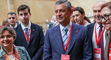 CHP Genel Başkanı Özel, Avrupa Sosyalist Partisi Kongresi'ne katıldı