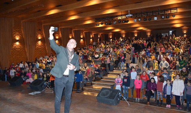 Çocuk etkinlikleri festivali yoğun ilgi gördü