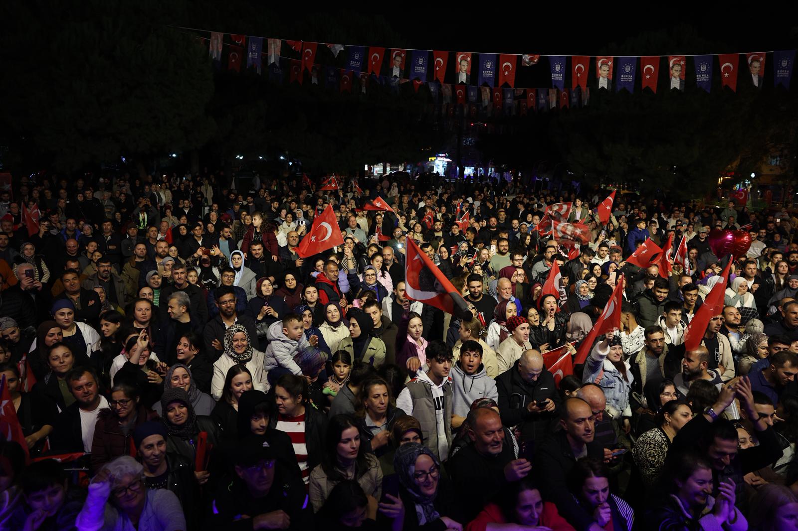 Cumhuriyet coşkusu, Kubat ile zirve yaptı