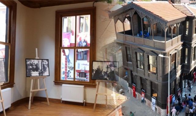 Cumhuriyet Galerisi Kapılarını Açıyor