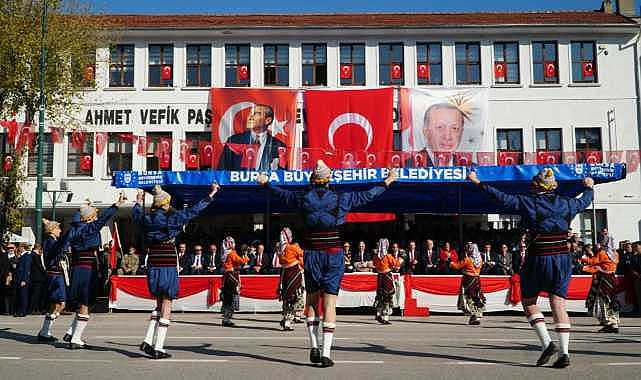 Cumhuriyet’in 102. yılı Bursa’da coşkuyla kutlandı