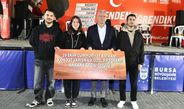 Cumhuriyet Tır’ı Mudanya’da