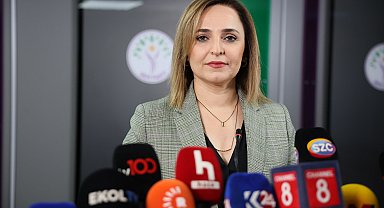 DEM Parti'li Doğan: Her siyasi partinin grubunda slogan atılıyor