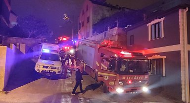 Denizli'de tek katlı evin tavanı çöktü; 6 yaralı