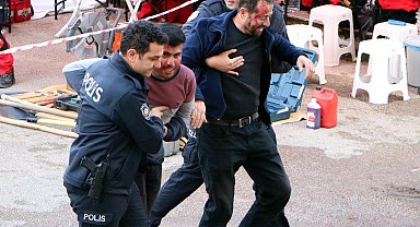 Deprem tatbikatında yaralı yakınlarının feryatları gerçeği aratmadı