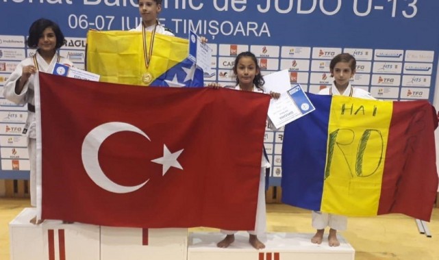 Eda Naz’dan gümüş madalya