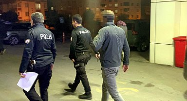 Ehliyet sınavında kopya için kulağının içine yerleştirdiği cihaz hastanede çıkarıldı