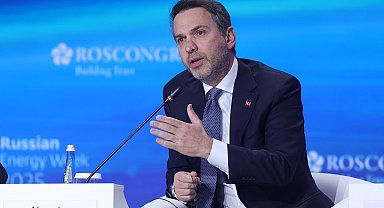 Enerji ve Tabii Kaynaklar Bakanı Bayraktar, Rusya'da