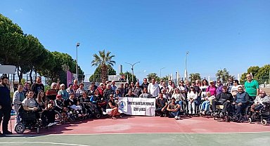 Engelli bireyler sosyal yaşam kampında moral depoladı