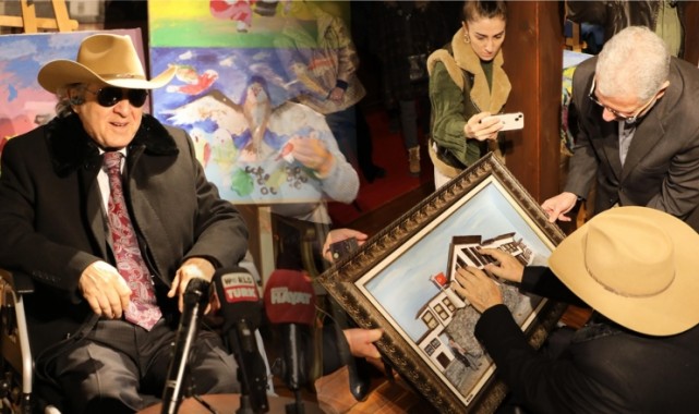 Eşref Armağan Mudanya’da Sanatseverlerle Buluştu