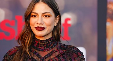 Eşref Rüya ve Kanal D dünya arenasında