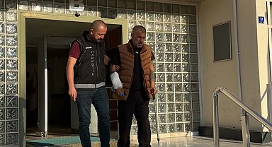 Evlerinde uyuşturucu ile yakalanan 2 şüpheli tutuklandı