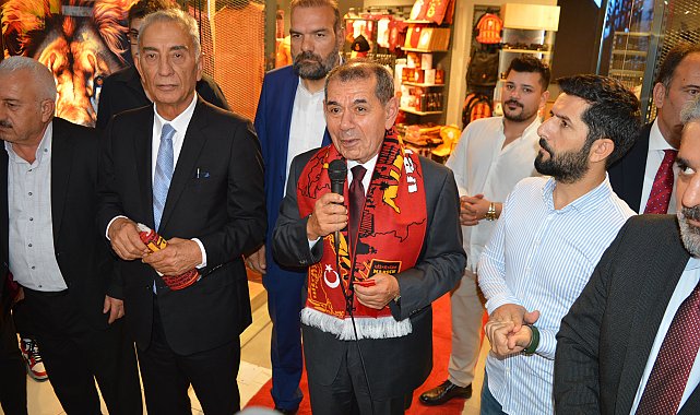 Galatasaray Başkanı Dursun Özbek: Şampiyonluklarımız da inşallah birlikteliğimizi devam ettirecek